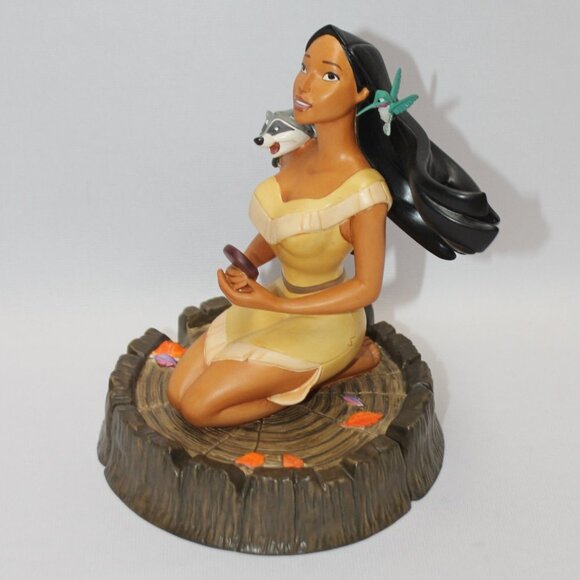 Pocahontas Tribute Series Walt Disney Classic Collection Figurine - Picture 3 of 10
